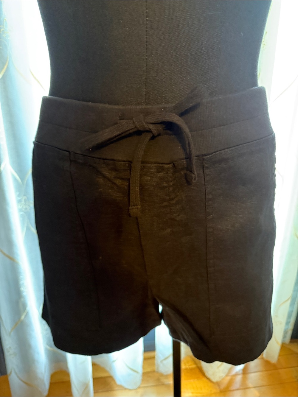James Perse Black Pull-Tie Athletic Shorts